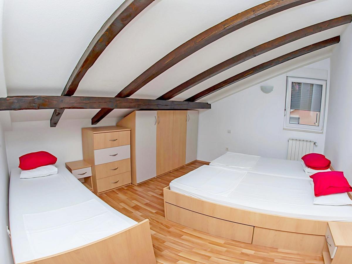 Apartments Damir Kaštel Štafilić Eksteriør bilde