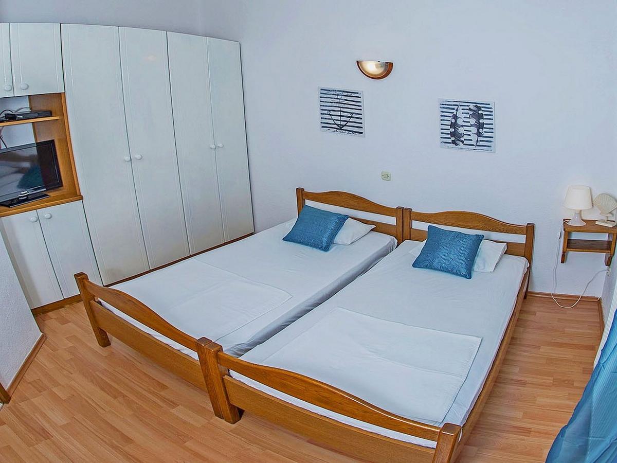 Apartments Damir Kaštel Štafilić Eksteriør bilde